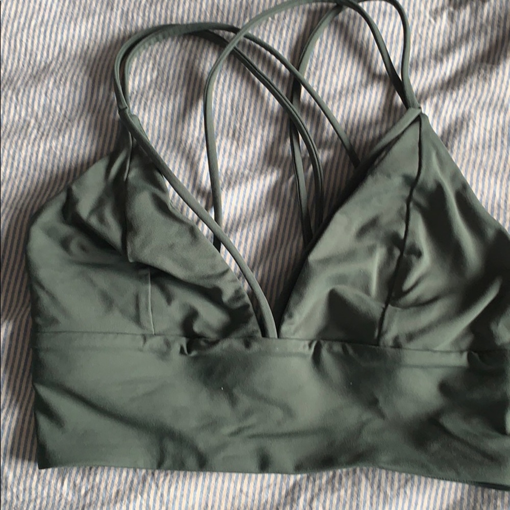 Lululemon top